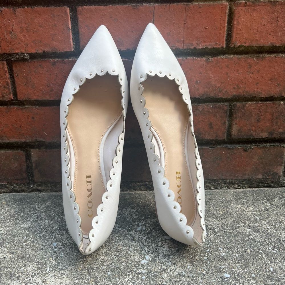 Coach Jill Leather Scalloped Studded Flats White Cream size sz 9.5